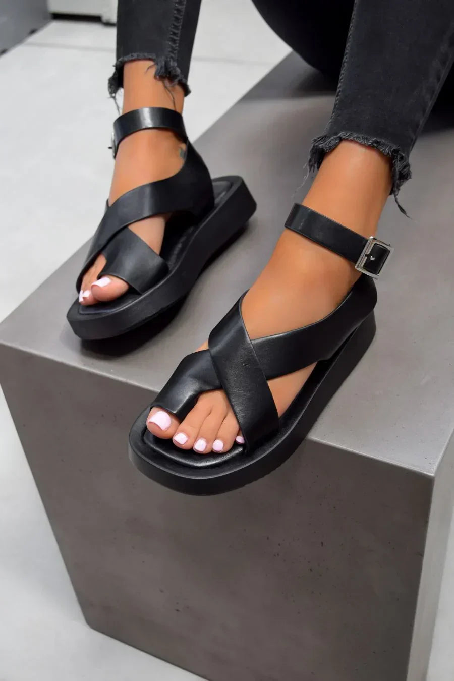 Salonen™ | Elegantit & Rentouttavat Sandalet Petra