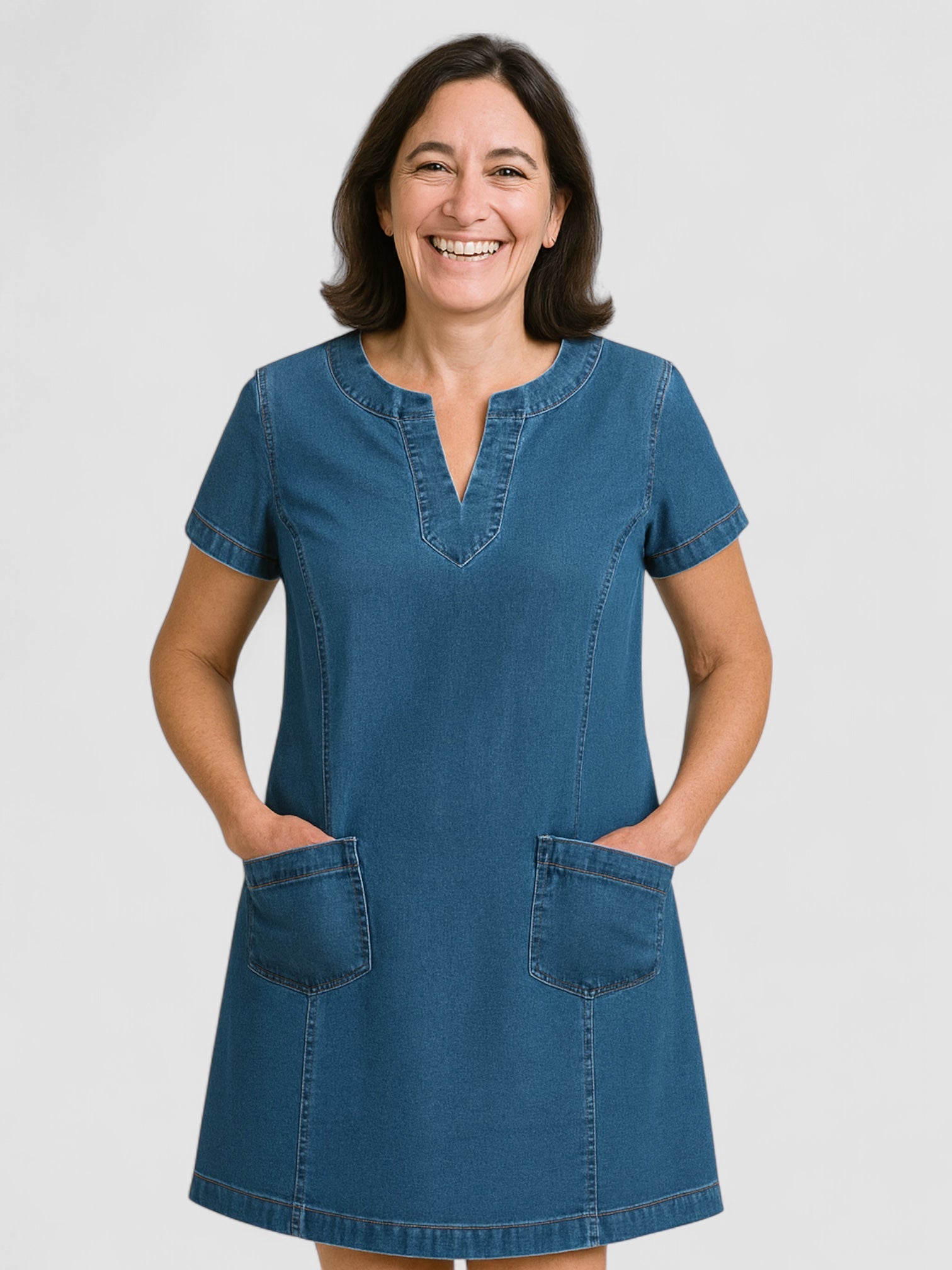 Salonen™ | Pehmeä Denimmekko Etutaskuilla