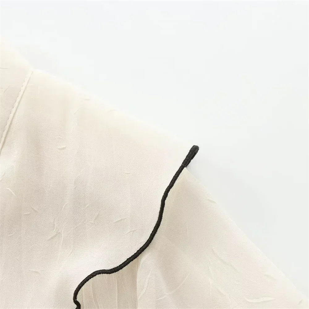 Salonen™ | Léandra