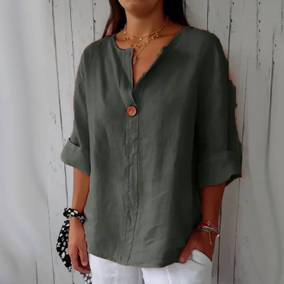 Salonen™ | Liv – Rentouttava pellavapaita nappidetaililla